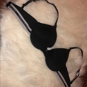 Tommy Hilfiger Intimates & Sleepwear - Tommy Hilfiger 34C Bra Tommy Hilfiger Intimates & Sleepwear - Tommy Hilfiger 34C Bra